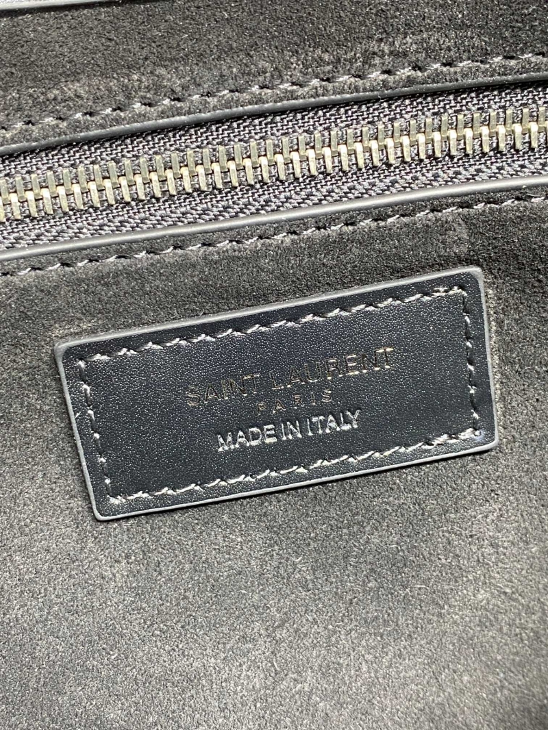 Y51 hobo bags